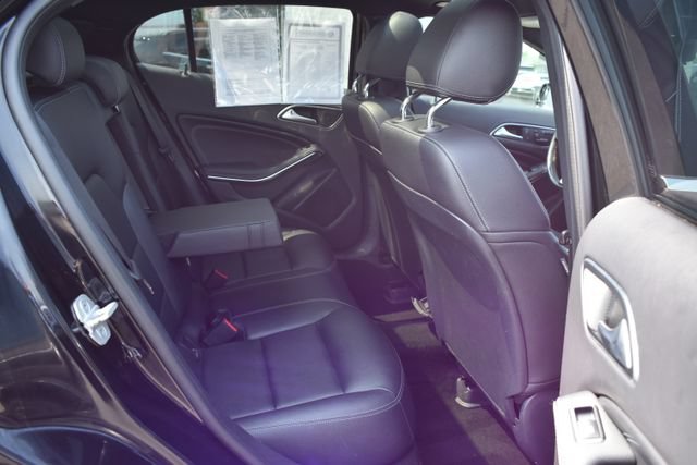 Used 2017 Mercedes-Benz GLA 250 4MATIC image 43