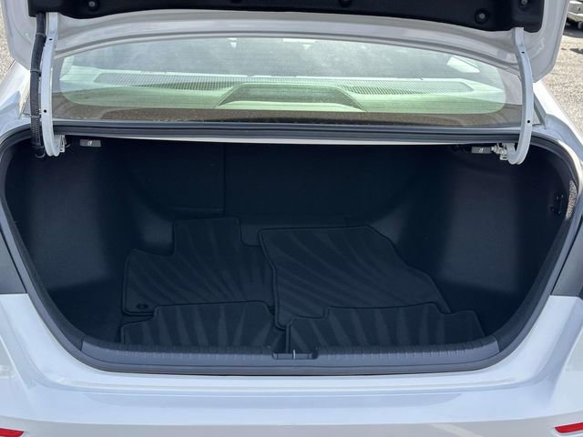 Certified 2025 Honda Accord SE image 9