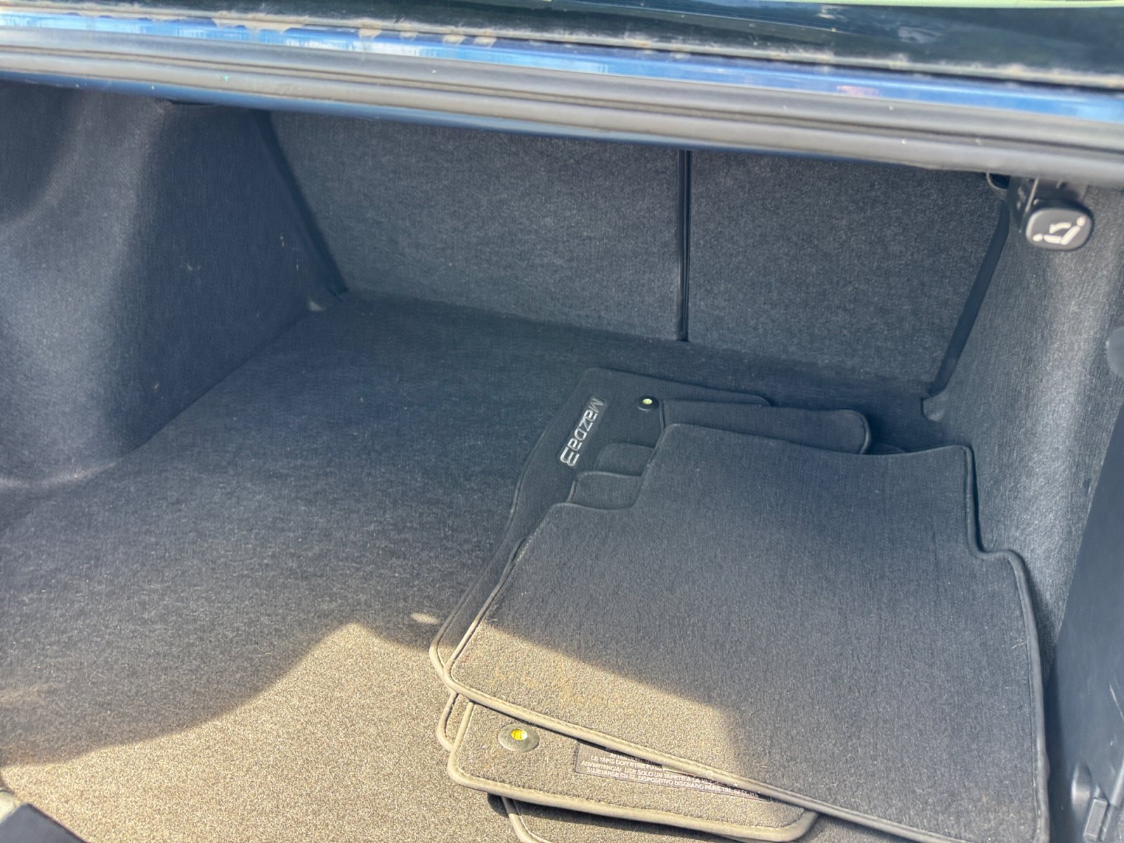 Used 2017 MAZDA MAZDA3 Sport FWD image 19
