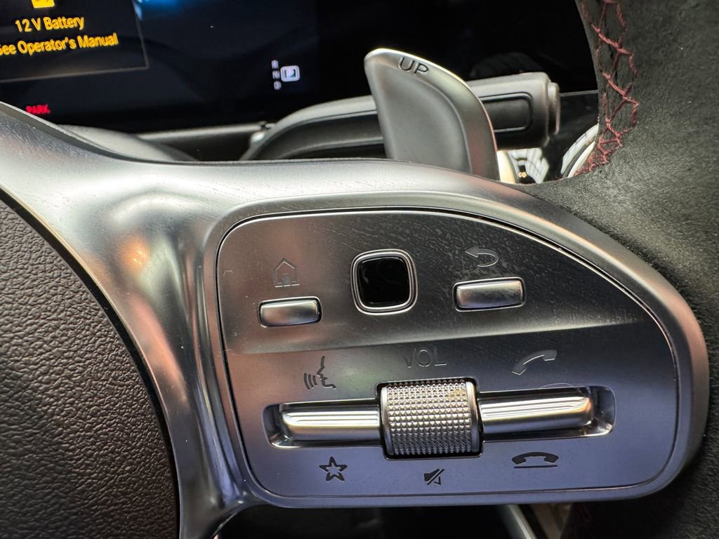 Certified 2022 Mercedes-Benz GLB 35 AMG 4MATIC image 16