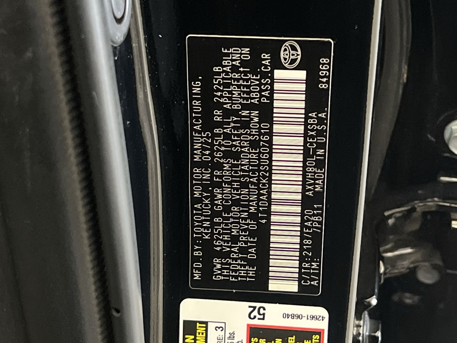 Used 2025 Toyota Camry SE FWD image 39