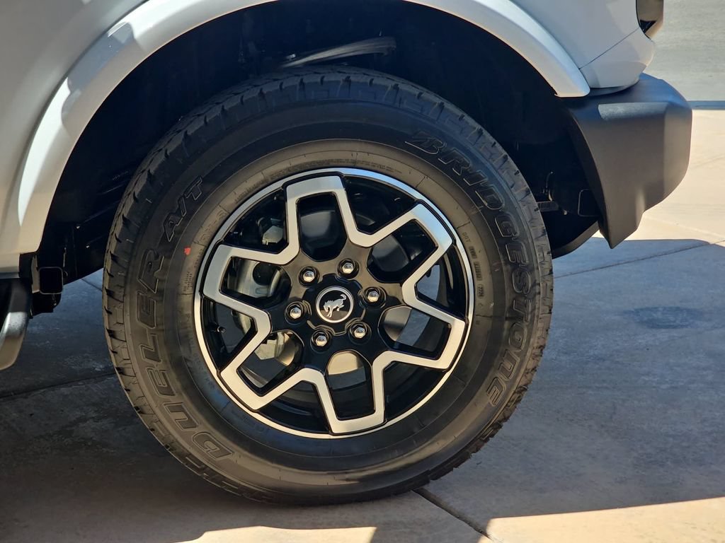 New 2026 Ford Bronco Outer Banks AWD/4WD image 39
