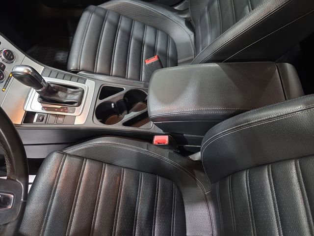 Used 2014 Volkswagen CC R-Line FWD image 21