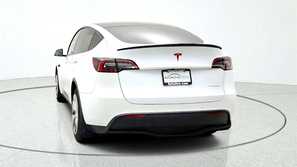 Used 2021 Tesla Model Y Long Range AWD/4WD image 6