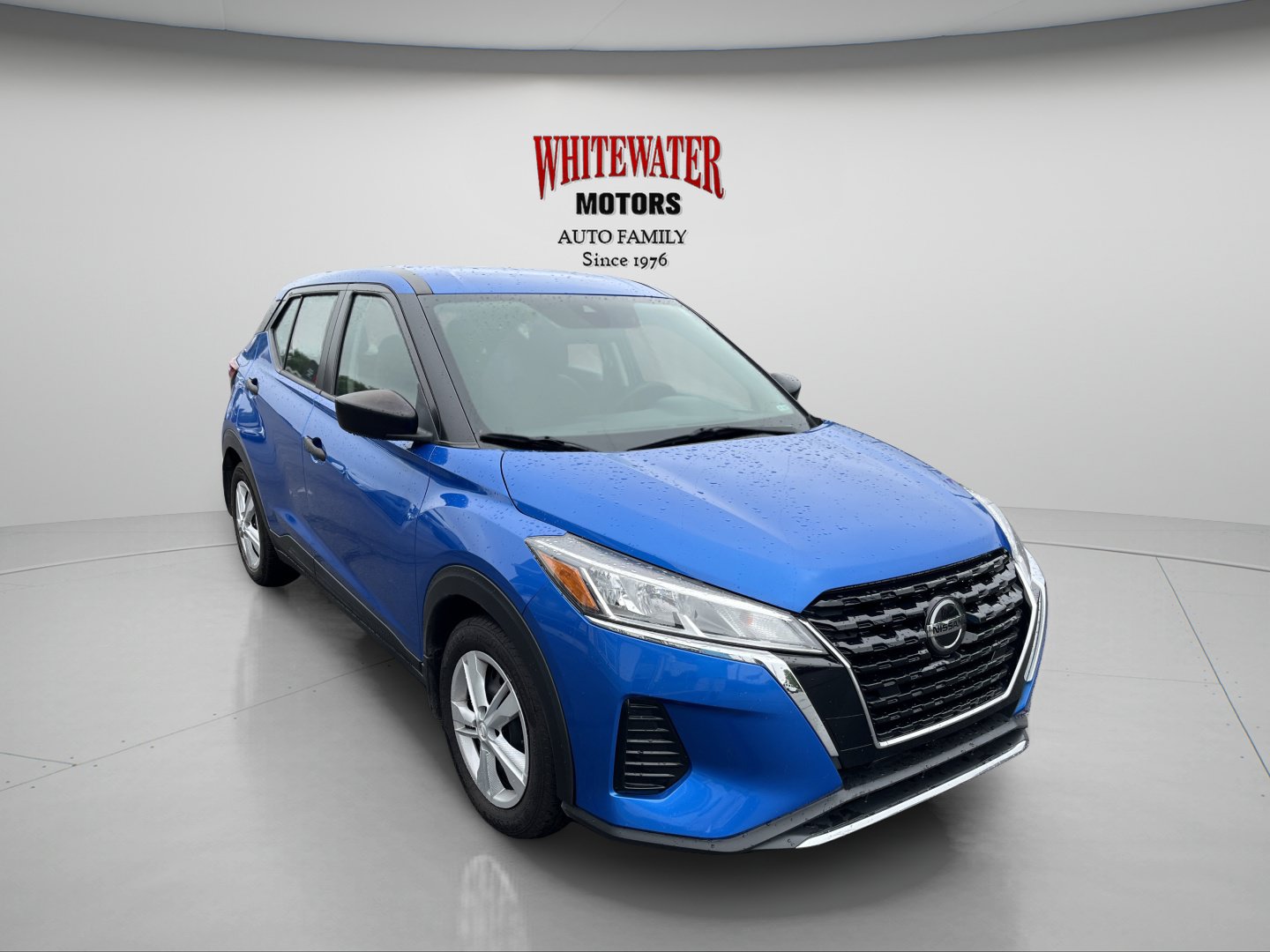 Used 2021 Nissan Kicks S FWD image 3