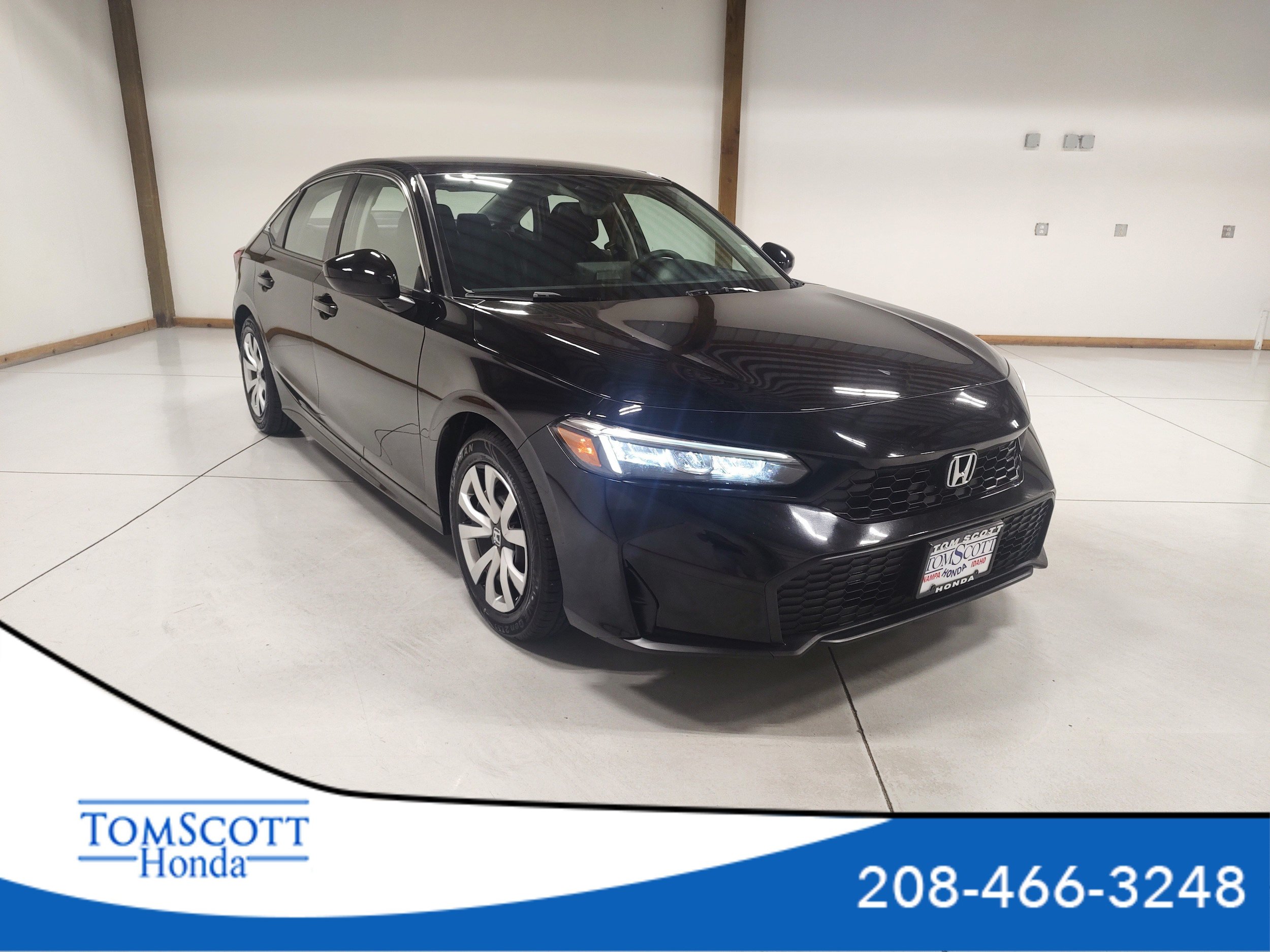 Used 2025 Honda Civic LX image 1
