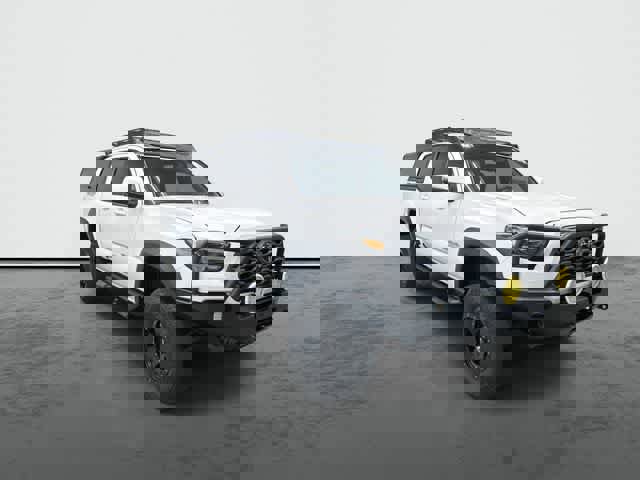 Used 2023 Toyota Tacoma TRD Off-Road image 6