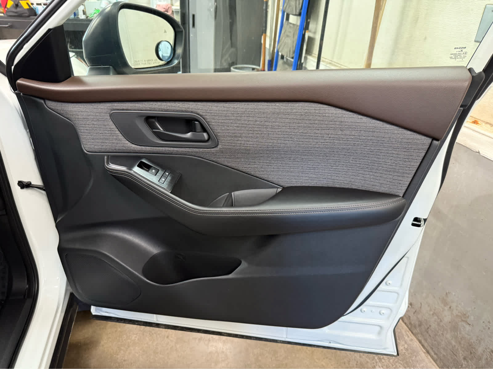 Used 2021 Nissan Rogue S AWD/4WD image 29