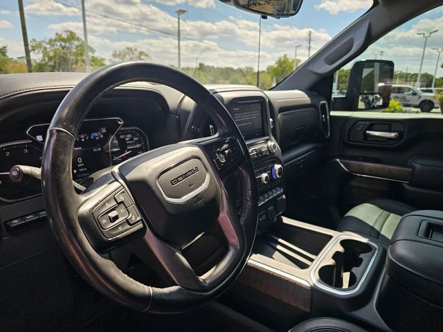 Used 2022 GMC Sierra 2500 Denali w/ Denali Black Diamond Edition AWD/4WD image 17