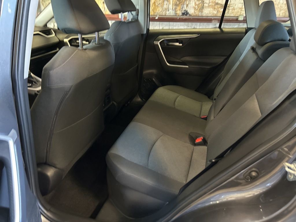 Used 2025 Toyota RAV4 XLE image 22