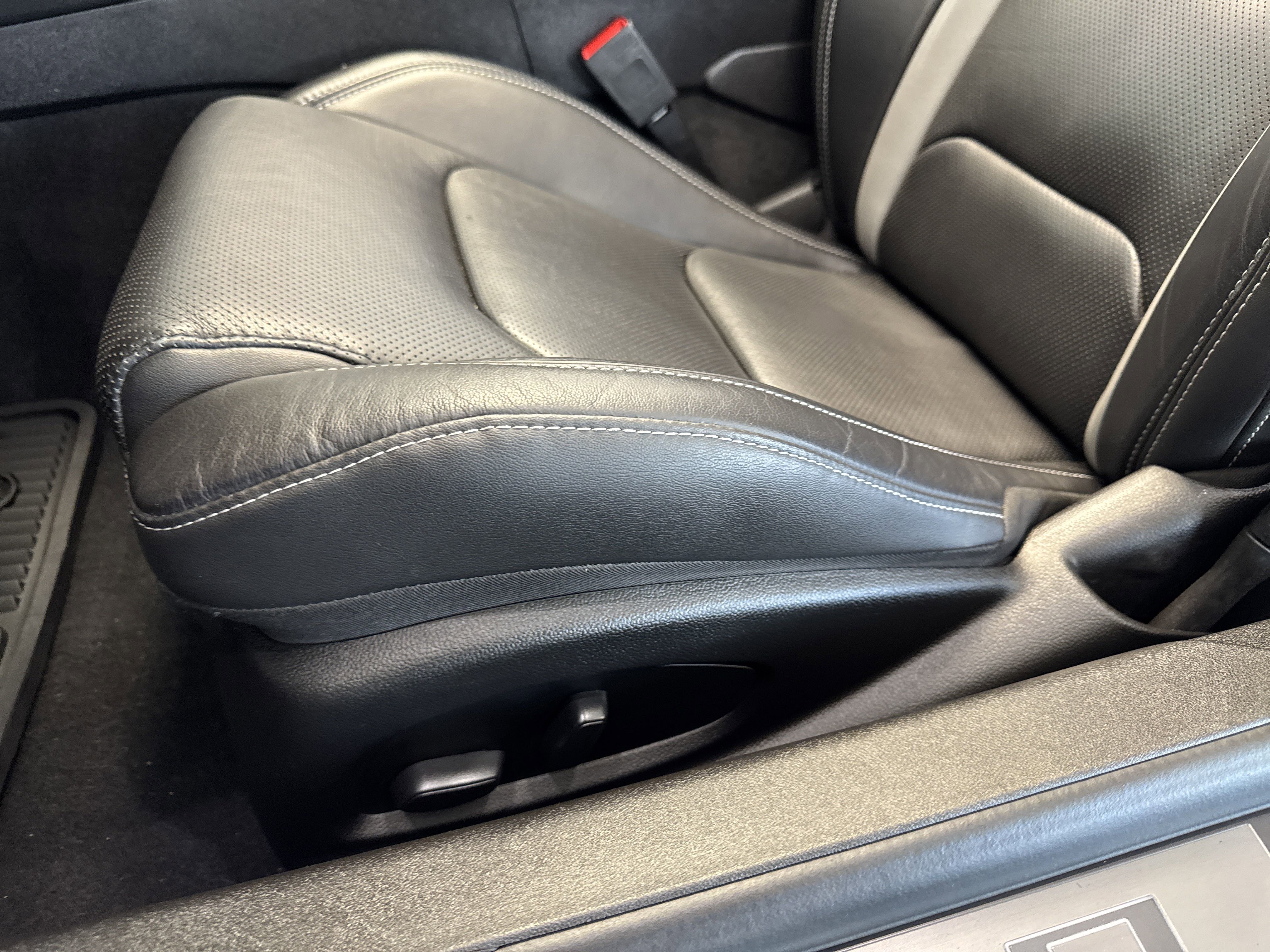 Certified 2020 Chevrolet Camaro SS image 14