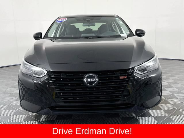Used 2025 Nissan Sentra SR w/ Midnight Edition FWD image 2