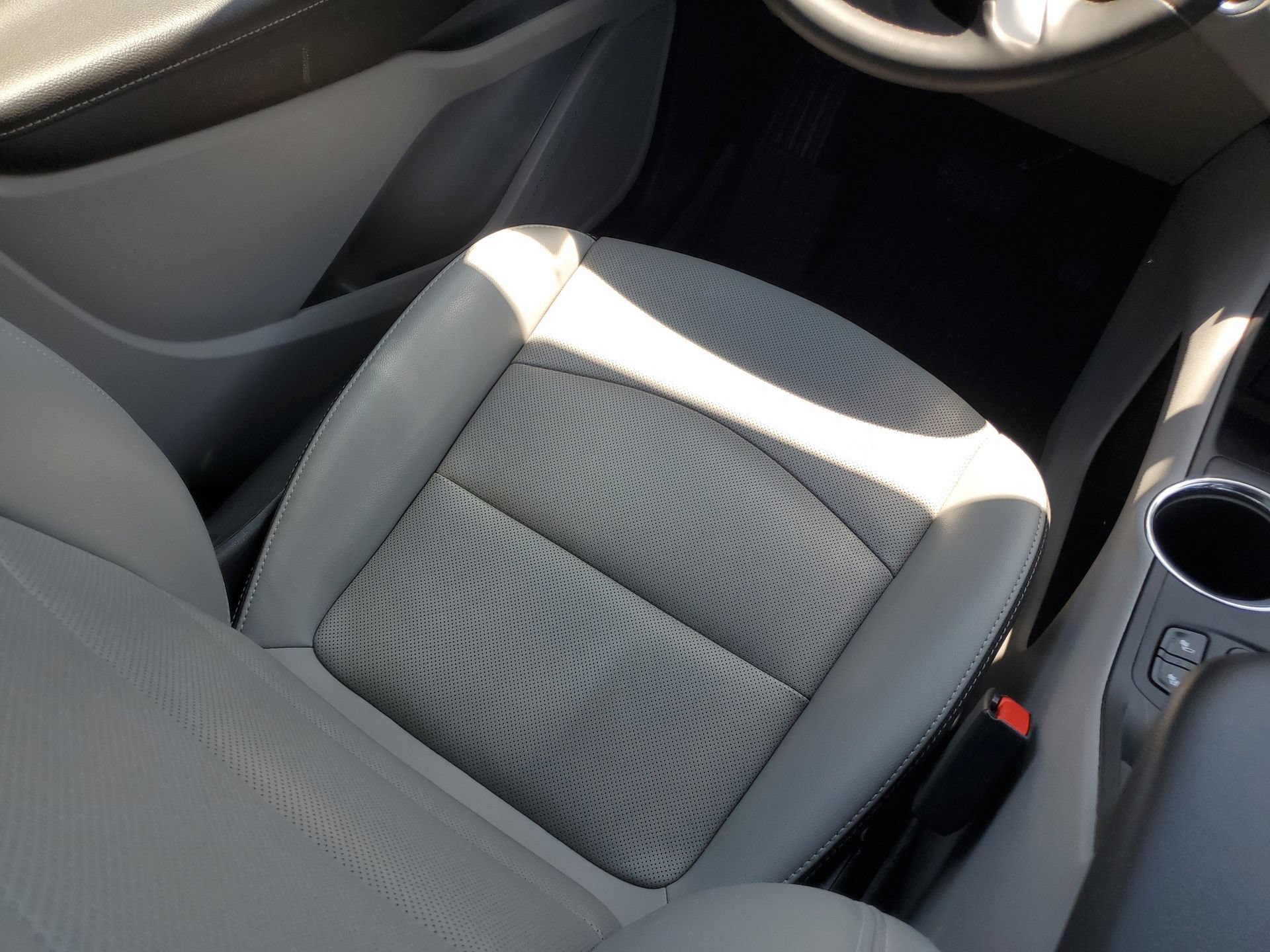 Used 2023 GMC Terrain SLT w/ LPO, Floor Liner Package FWD image 15