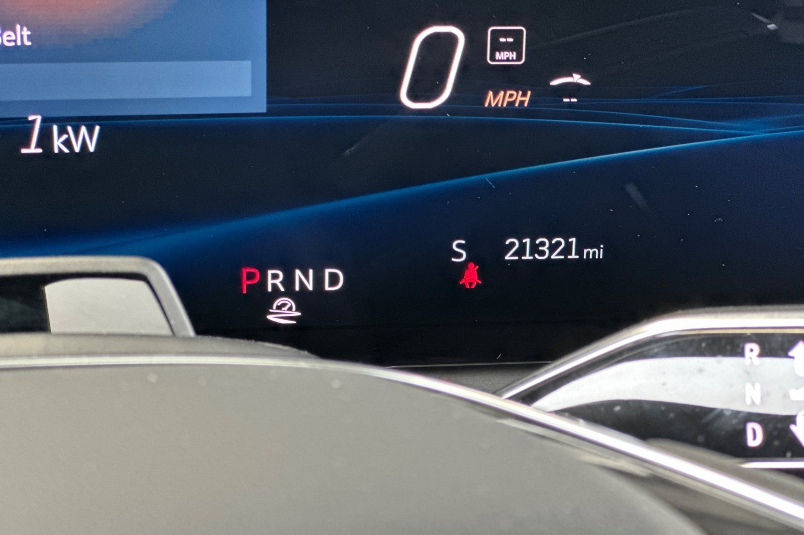 Used 2025 Cadillac Lyriq Sport image 25