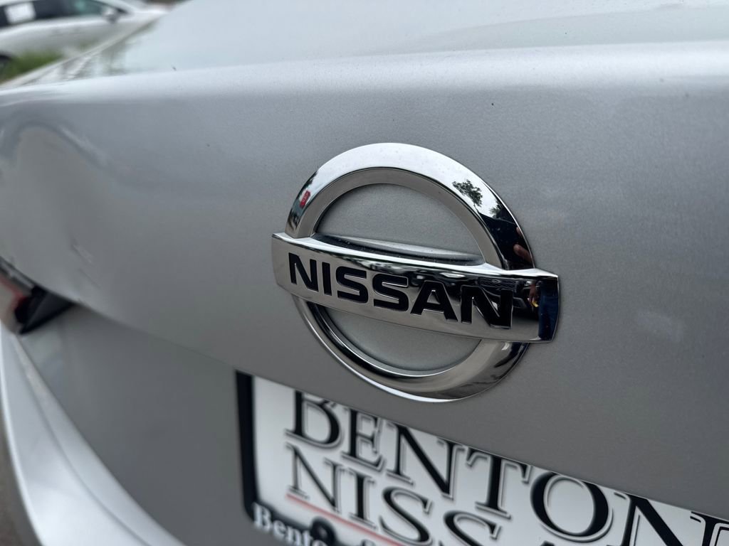 Used 2021 Nissan Sentra SV FWD image 40