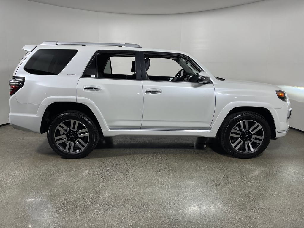 Certified 2024 Toyota 4Runner Limited AWD/4WD image 2