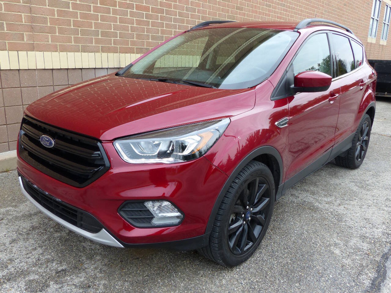 Used 2019 Ford Escape SEL AWD/4WD image 5