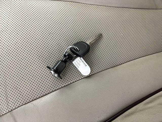 Used 2015 MAZDA MAZDA5 Grand Touring FWD image 22