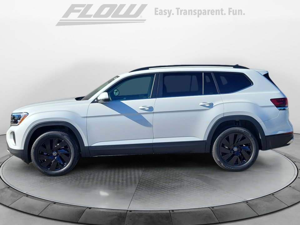 New 2026 Volkswagen Atlas SE image 4