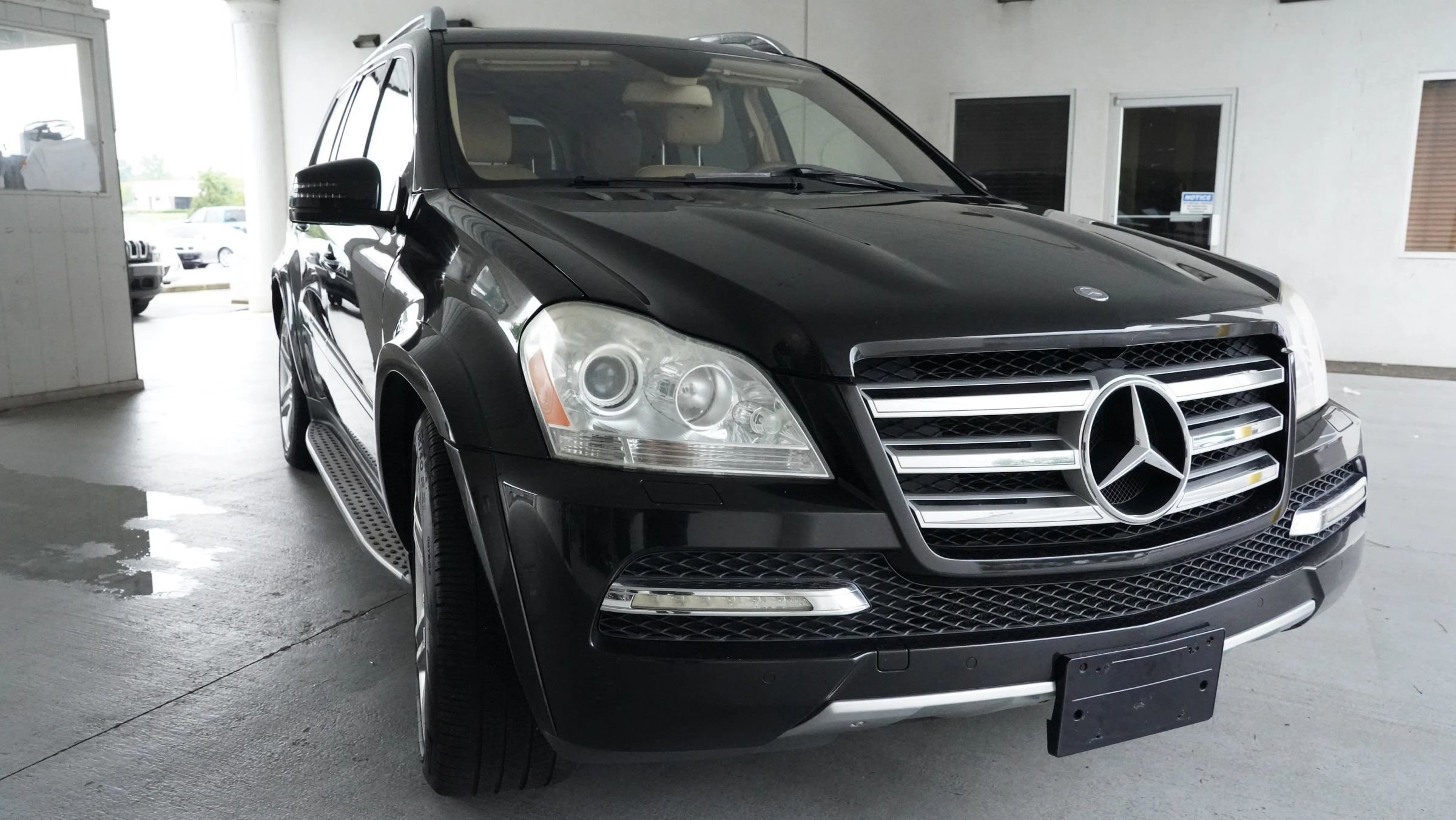 Used 2011 Mercedes-Benz GL 550 4MATIC