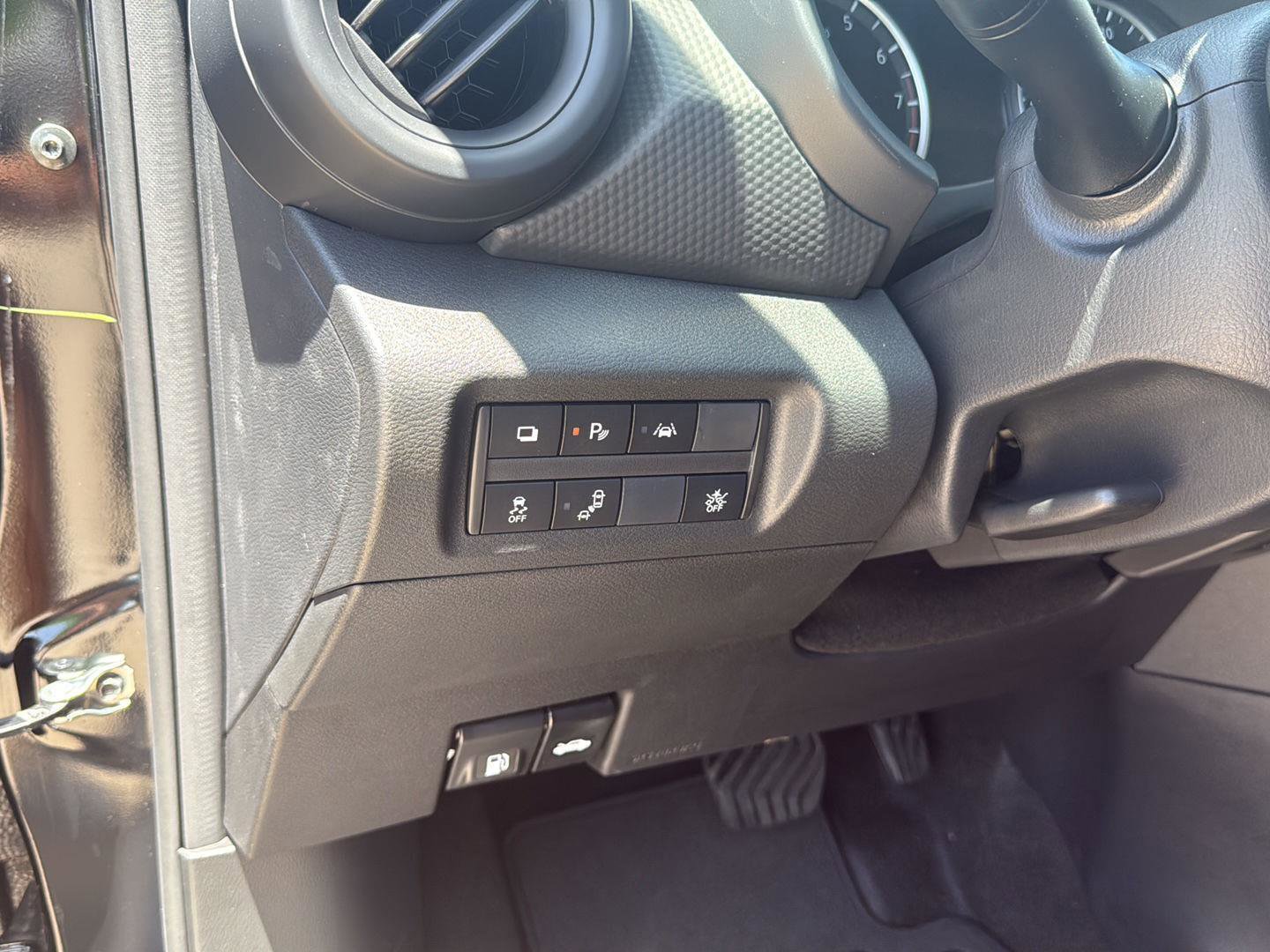 New 2025 Nissan Kicks Play S image 13