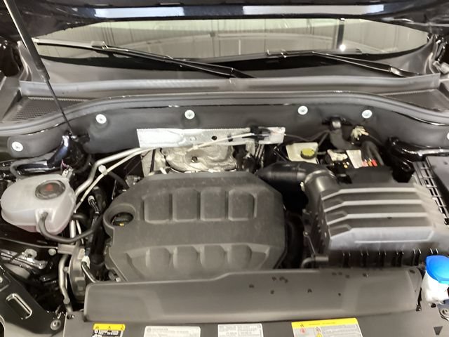 Certified 2026 Volkswagen Atlas Cross Sport SEL Premium R-Line w/ MDO Package AWD/4WD image 17