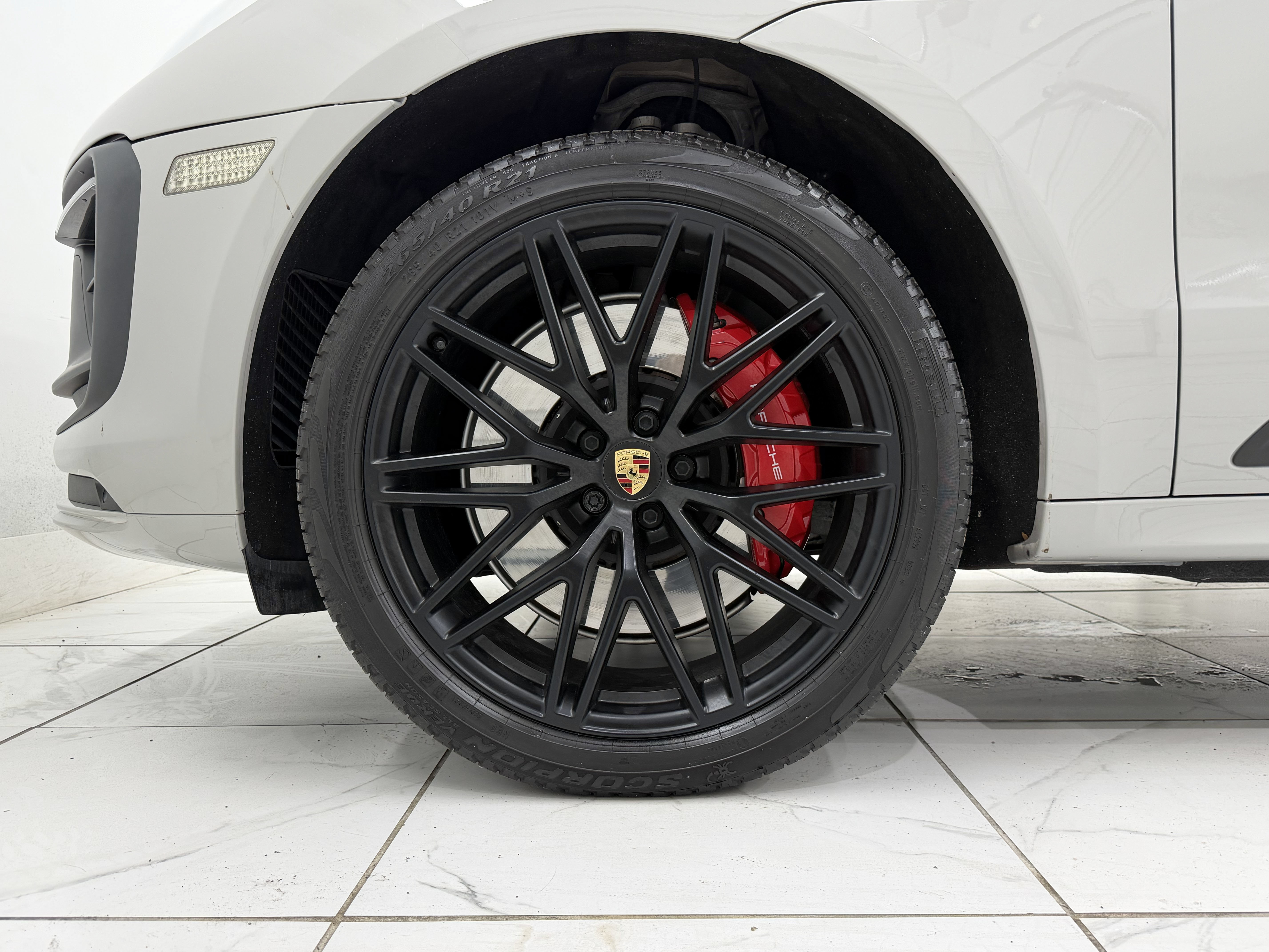 Certified 2023 Porsche Macan GTS AWD/4WD image 16