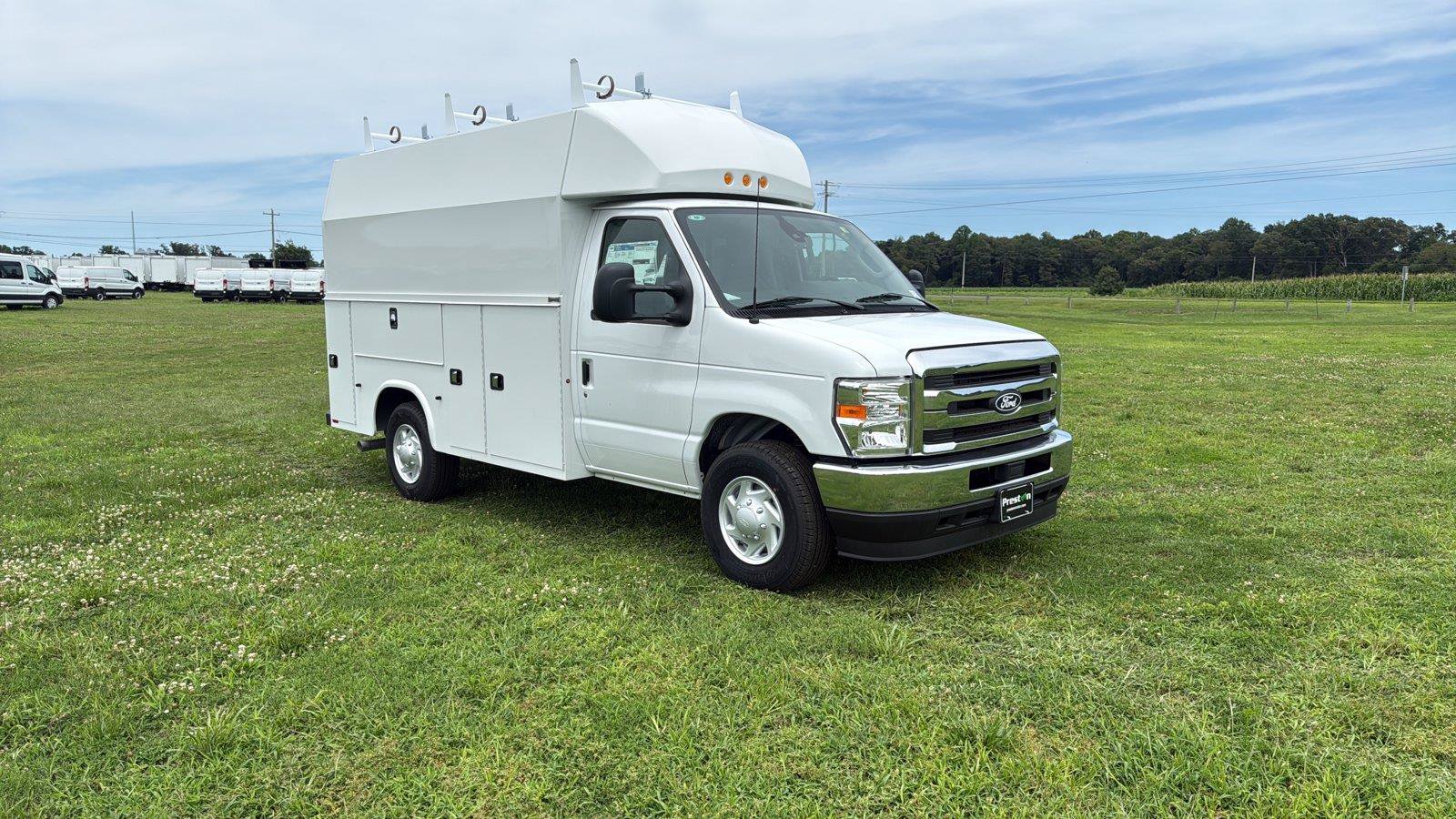 New 2026 Ford E-350 and Econoline 350 Super Duty w/ Power Equipment Group RWD image 7