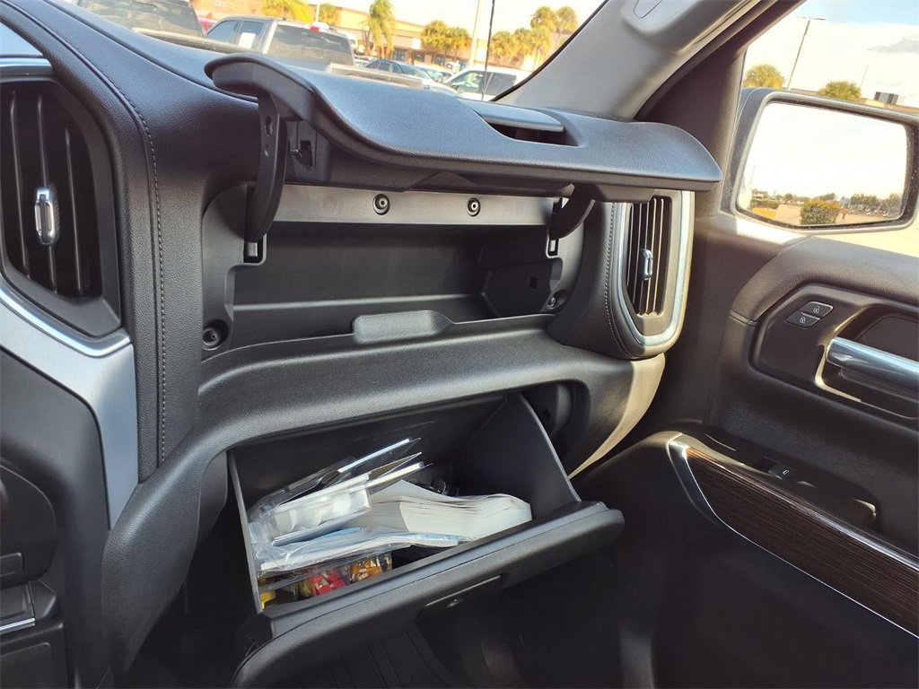 Used 2021 GMC Sierra 1500 Elevation image 32