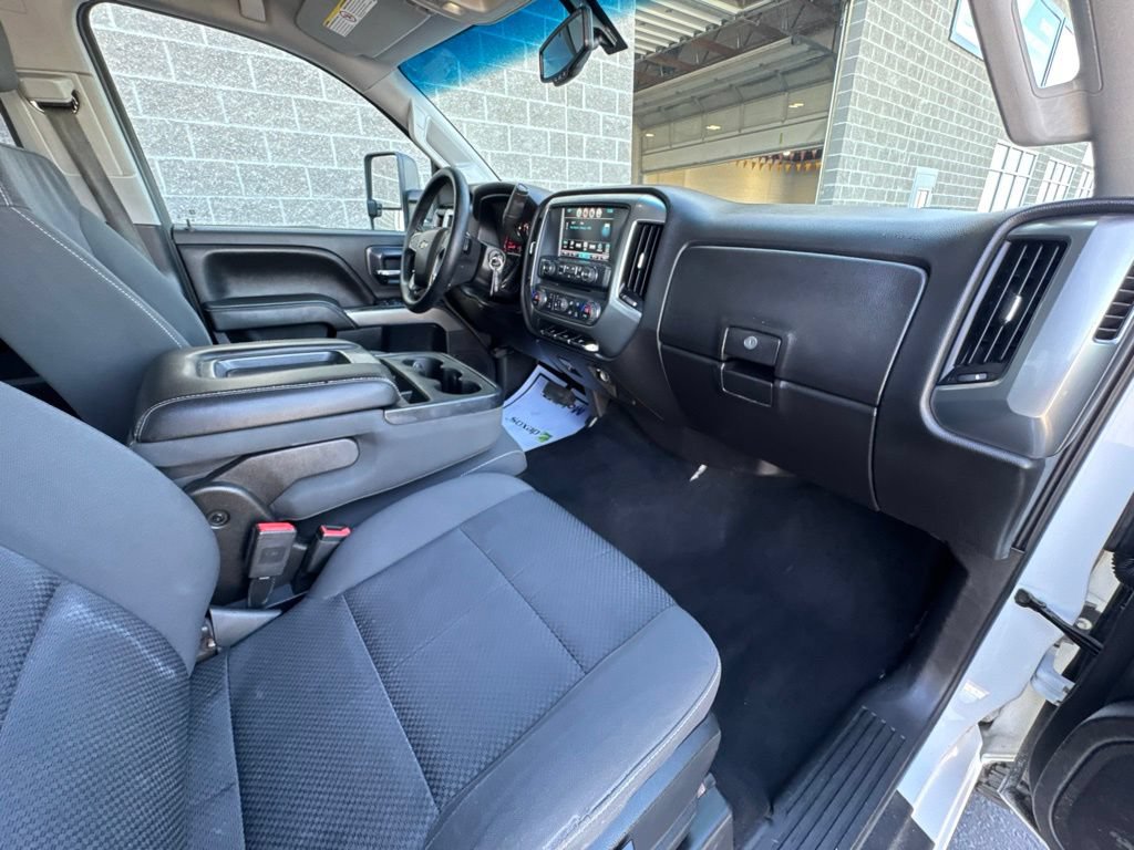 Used 2018 Chevrolet Silverado 2500 LT w/ LT Fleet Convenience Package AWD/4WD image 32