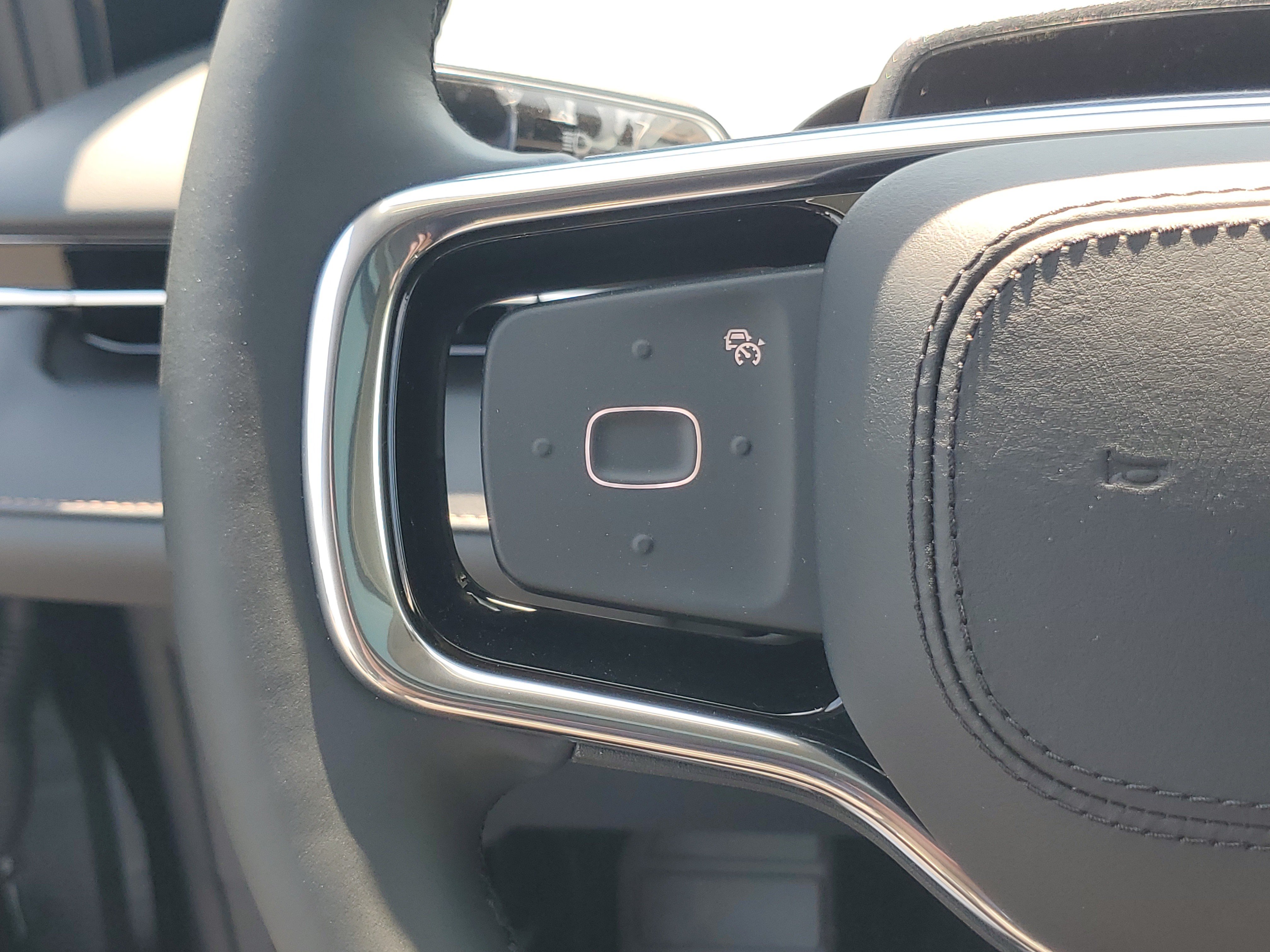 New 2026 Lincoln Nautilus Reserve AWD/4WD image 17