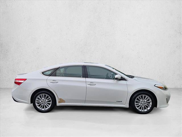 Used 2015 Toyota Avalon XLE Touring FWD image 4