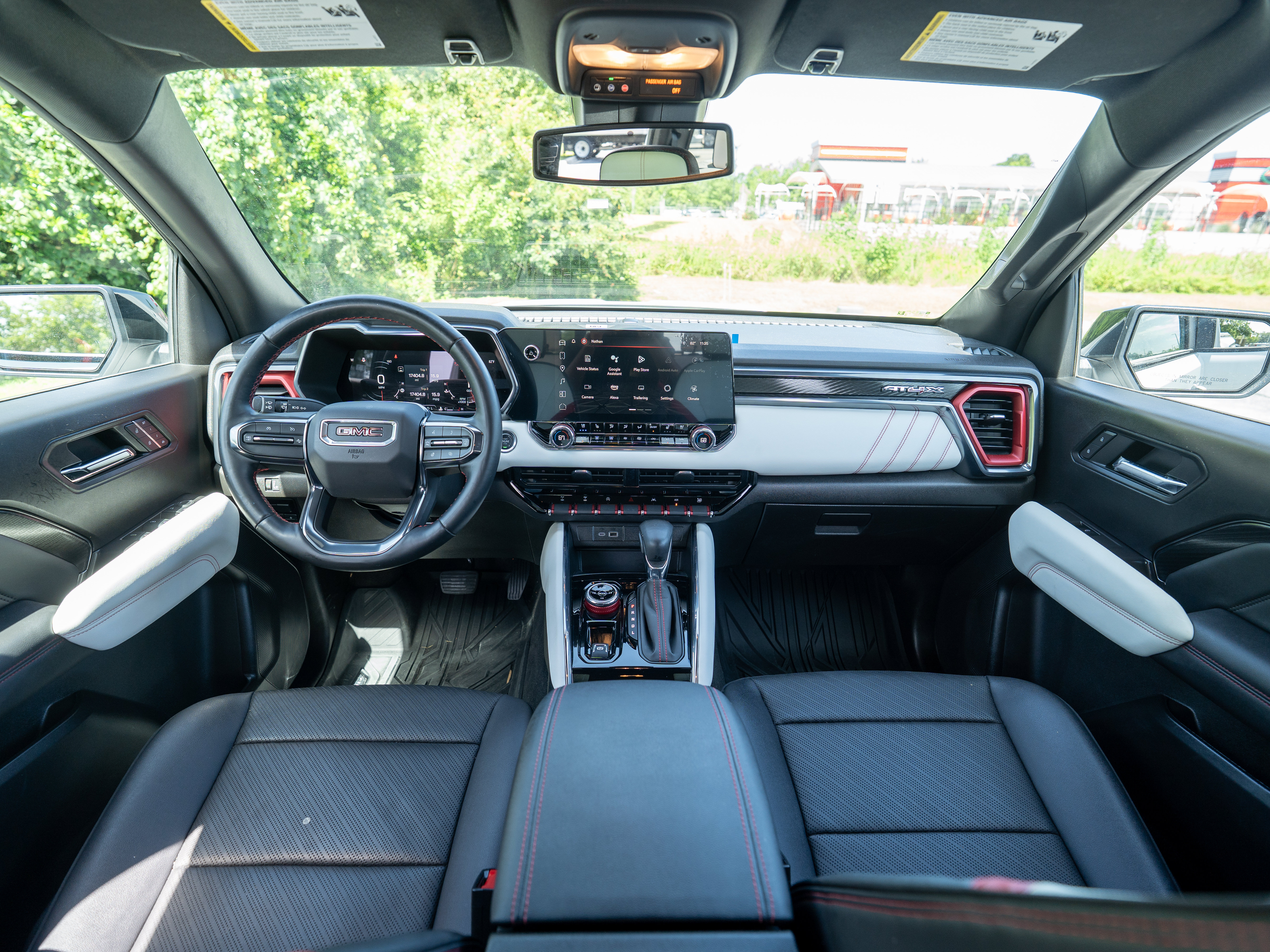 Used 2024 GMC Canyon AT4X AWD/4WD image 14