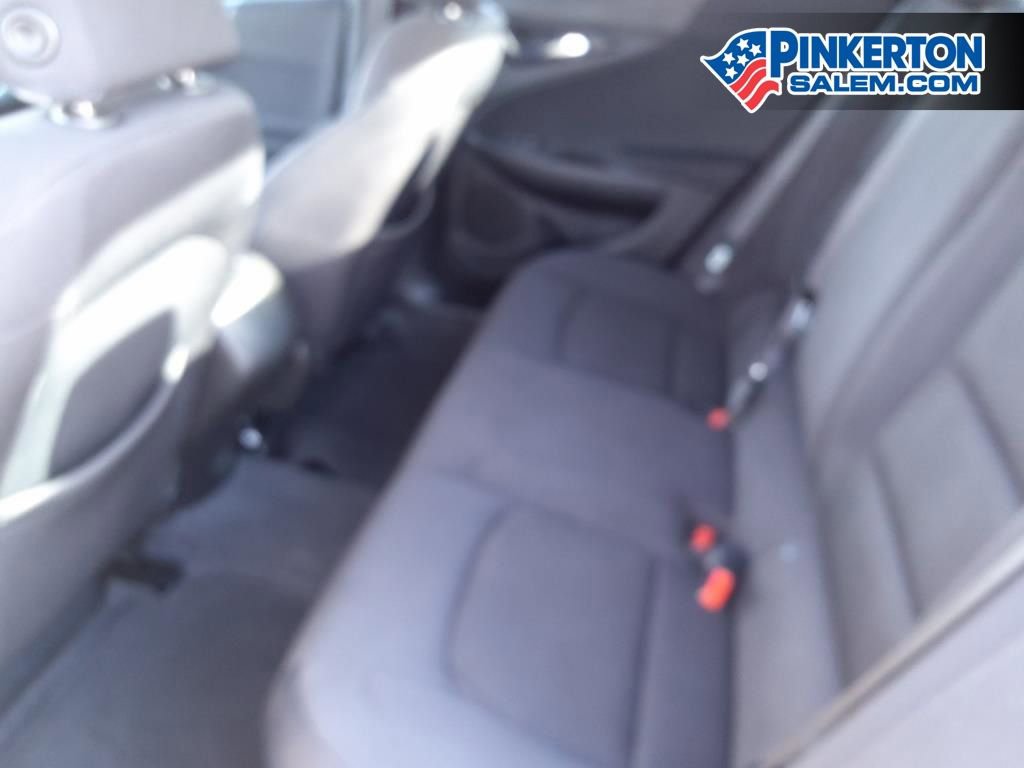 Used 2022 Chevrolet Malibu LS image 12