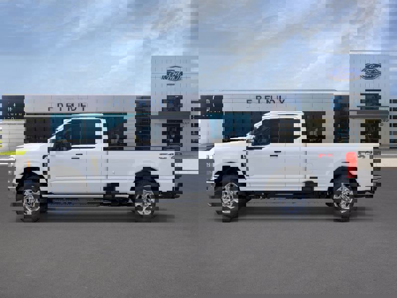 New 2026 Ford F350 XLT image 3