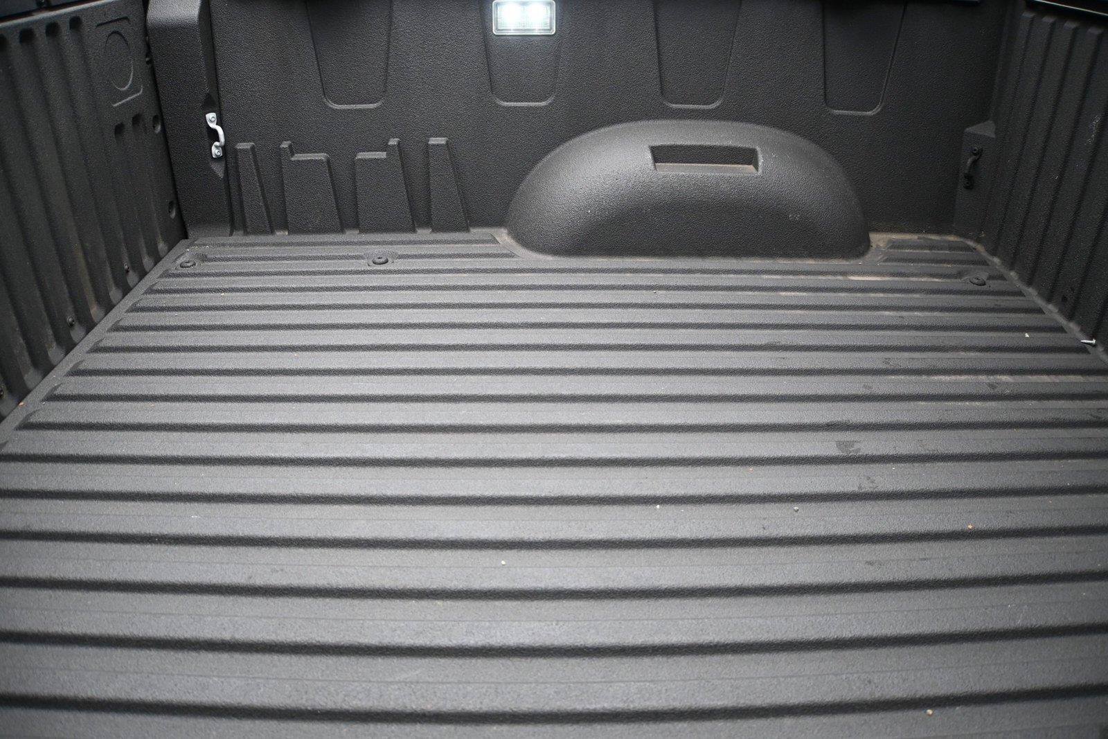Used 2024 Toyota Tundra Platinum AWD/4WD image 17