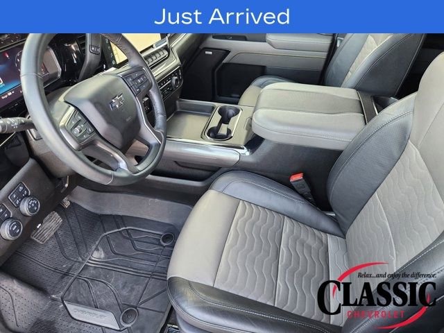 Used 2024 Chevrolet Silverado 2500 ZR2 w/ Technology Package image 7
