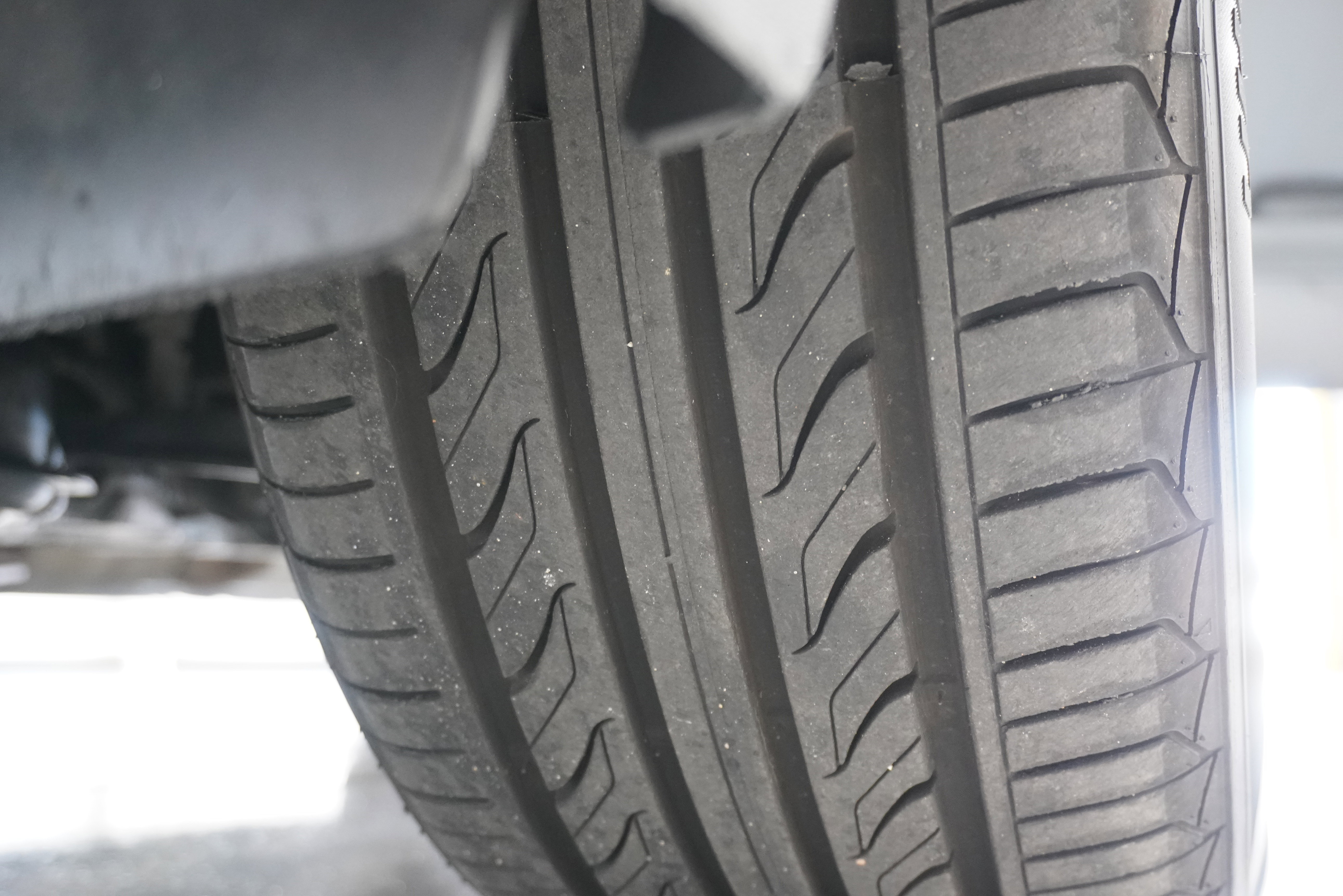 Used 2010 Lincoln MKZ image 26