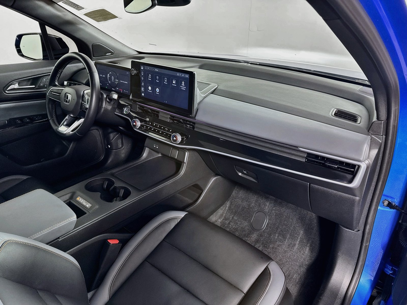 Used 2024 Honda Prologue Touring image 32