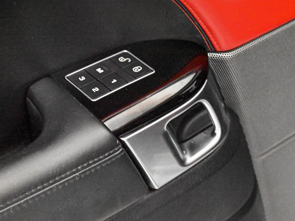 Used 2020 Land Rover Range Rover Sport HSE Dynamic image 10