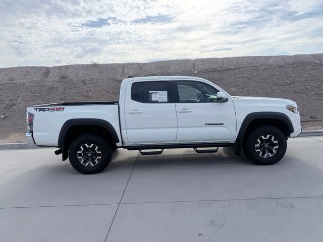 Used 2021 Toyota Tacoma TRD Off-Road AWD/4WD image 4