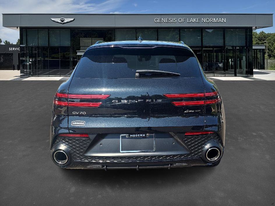 Used 2025 Genesis GV70 3.5T Sport w/ Sport Advanced Package image 4