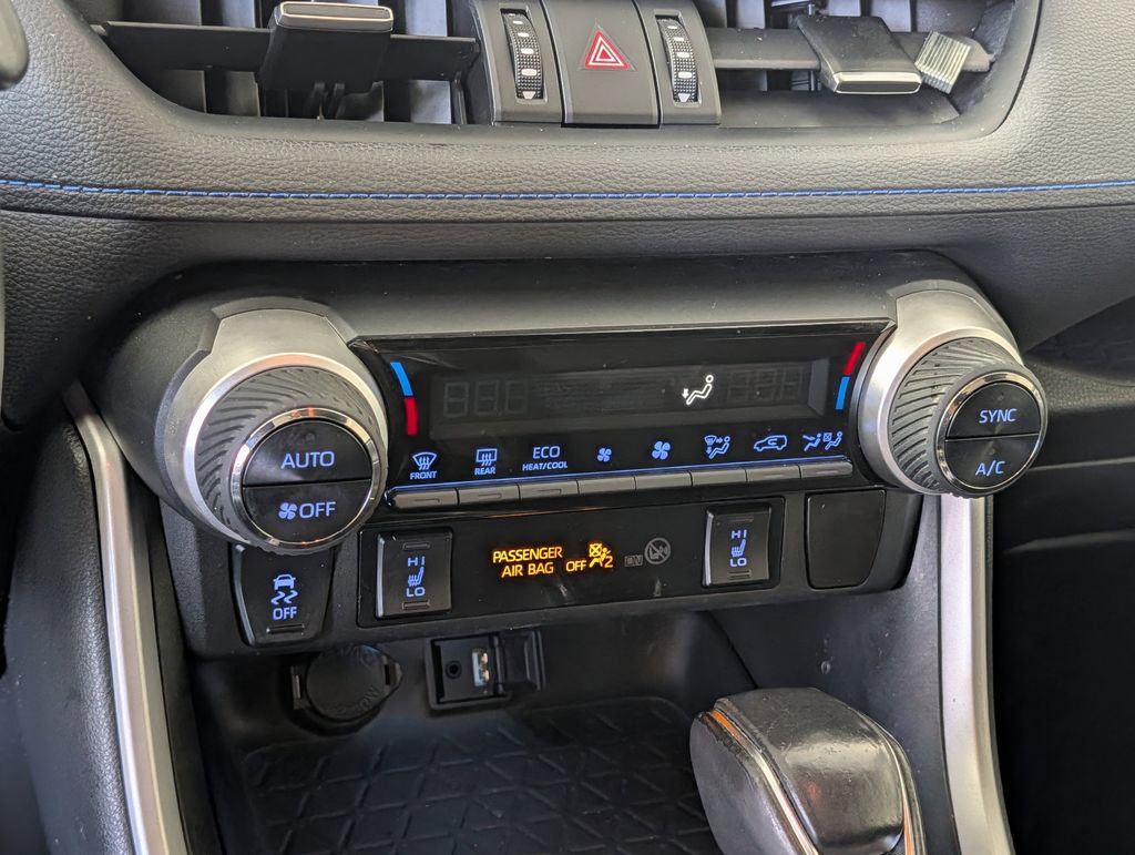 Used 2019 Toyota RAV4 XSE w/ XSE Weather Package image 25