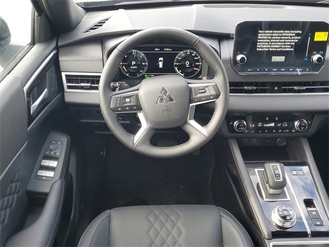 New 2025 Mitsubishi Outlander SEL Black Edition image 16