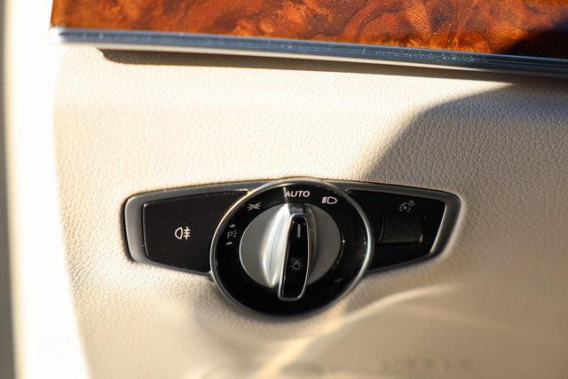 Used 2019 Mercedes-Benz E 450 E 450 image 18