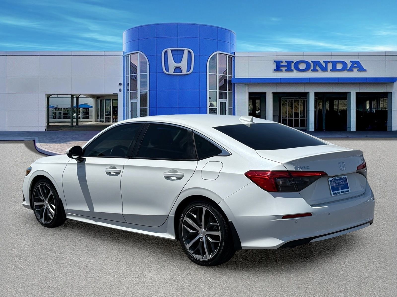 Certified 2024 Honda Civic Touring image 4