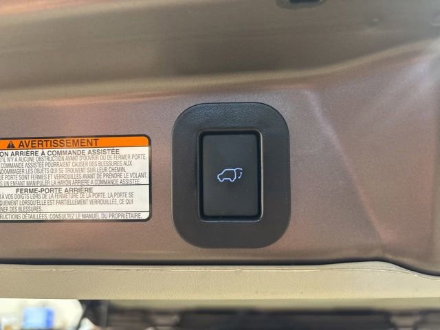 Used 2020 Toyota Sienna XLE w/ XLE Navigation Package FWD image 22