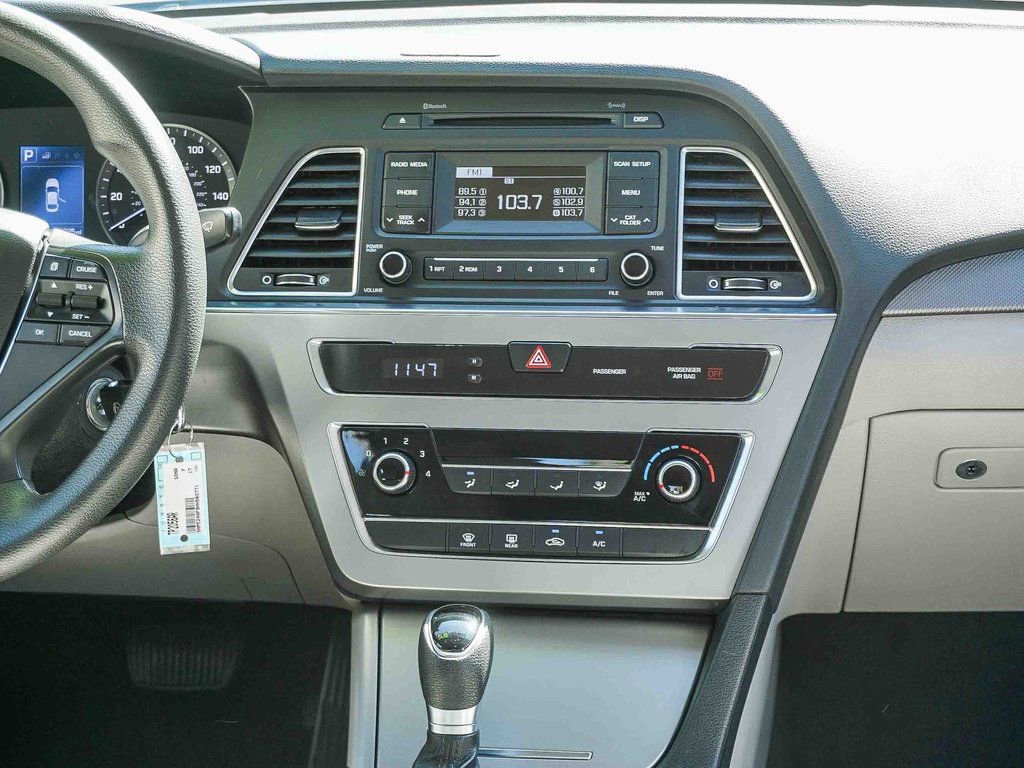 Used 2017 Hyundai Sonata SE image 15