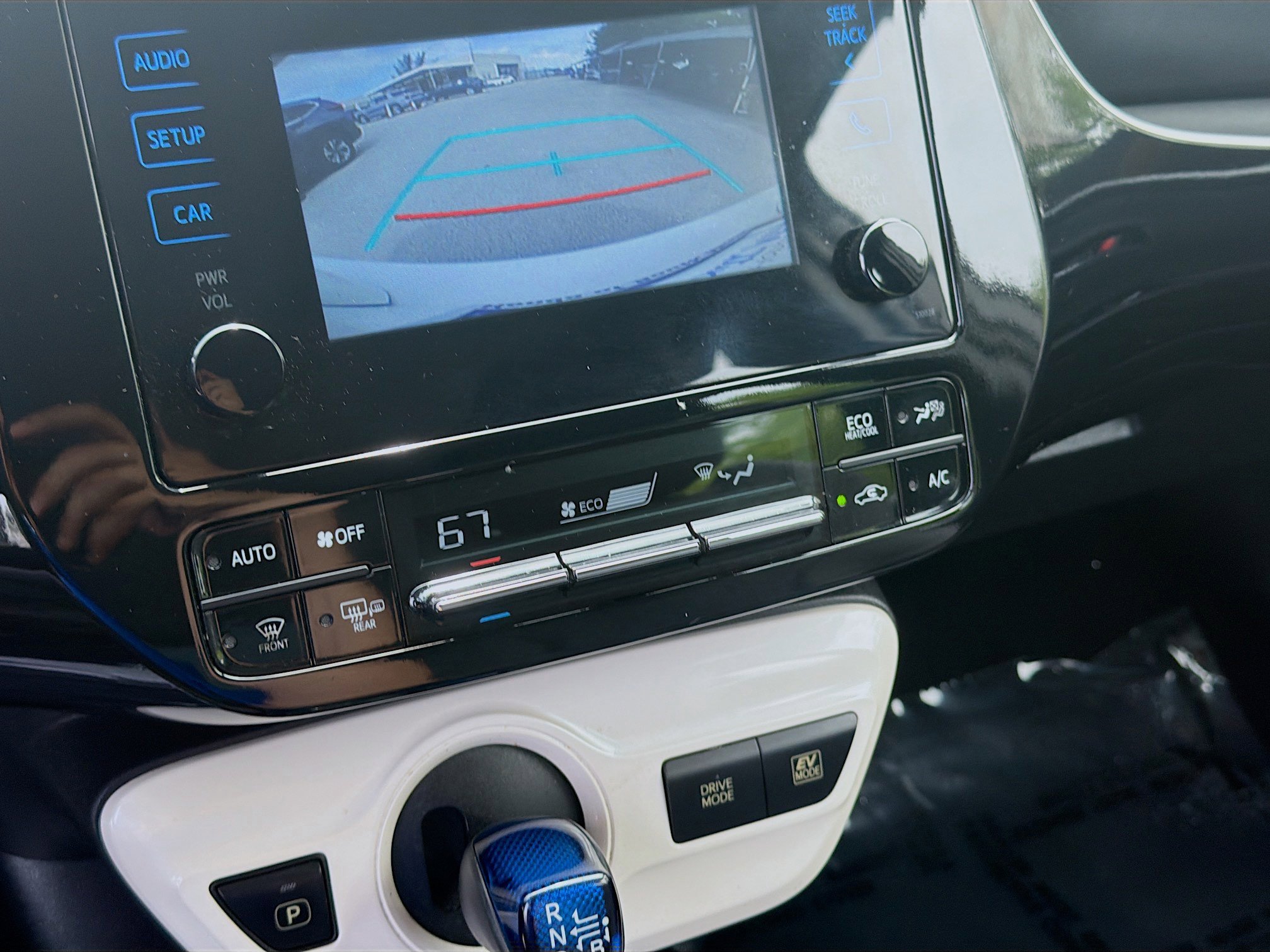 Used 2016 Toyota Prius Two image 15