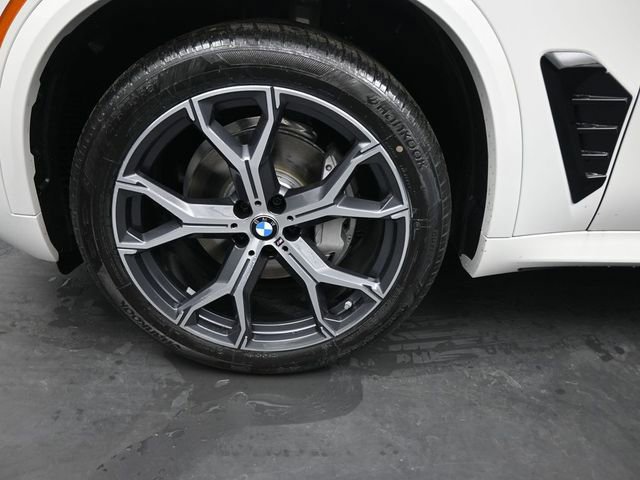 New 2026 BMW X5 xDrive40i image 13